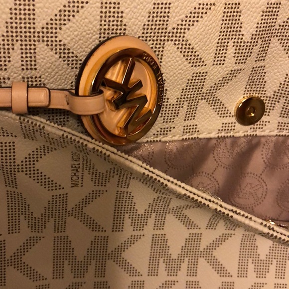 🔥MICHAEL Michael Kors Crossbody 🌹 - Picture 7 of 8